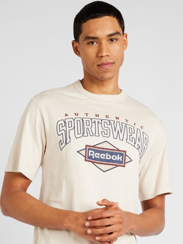 Tricou 'Classic' de la Reebok pe bej