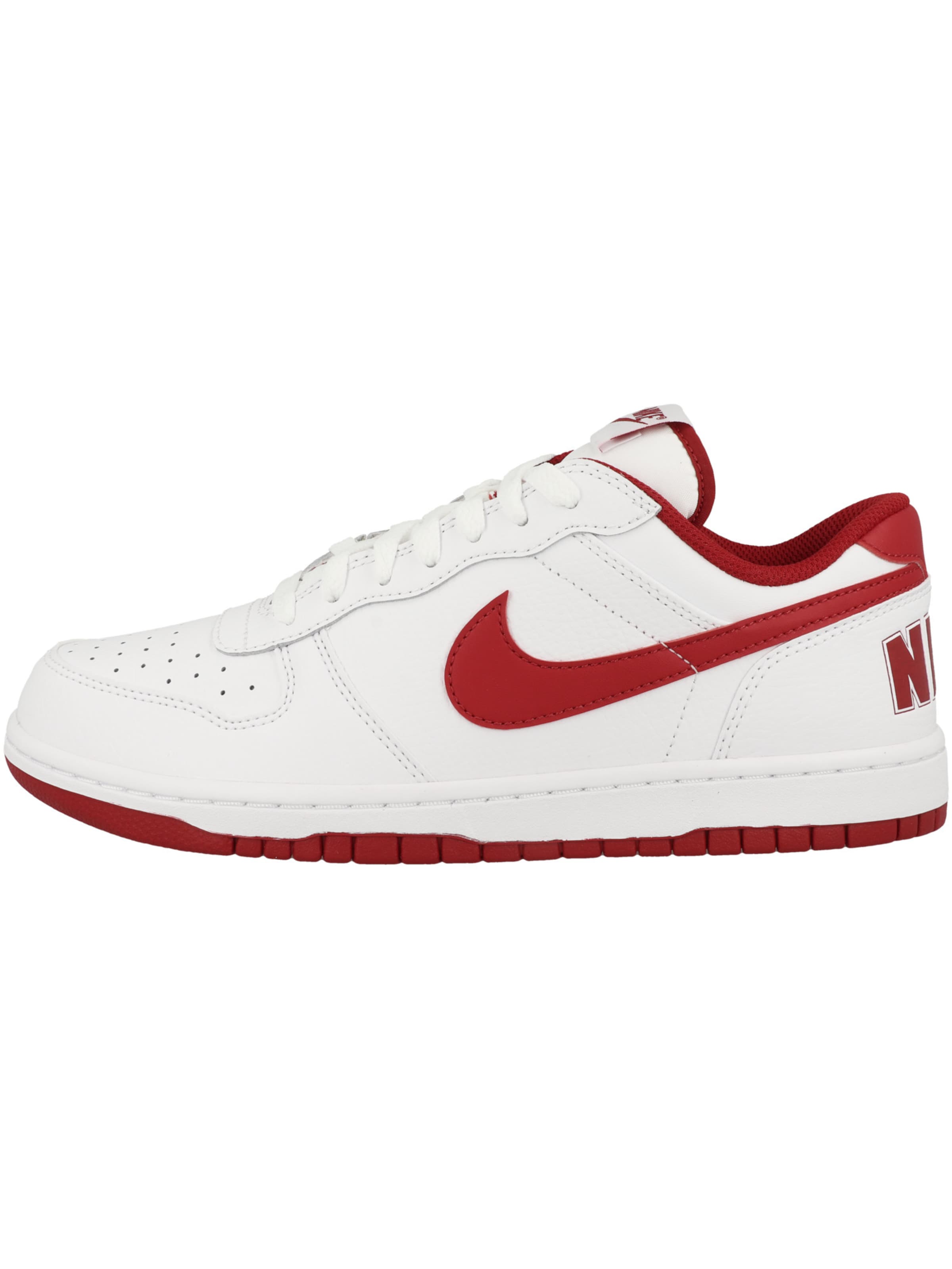 Nike Sportswear Platform trainers in White