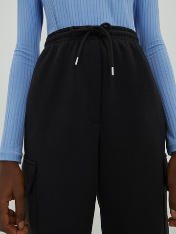 Effilé Pantalon 'Reese' EDITED en noir