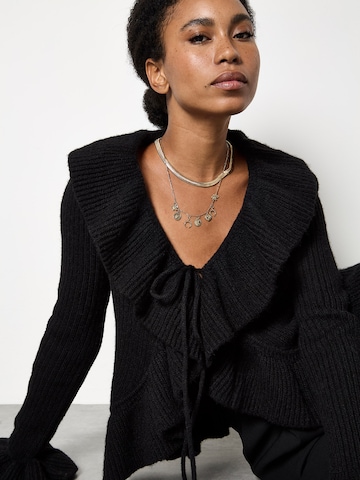 Apricot Strickjacke in Schwarz