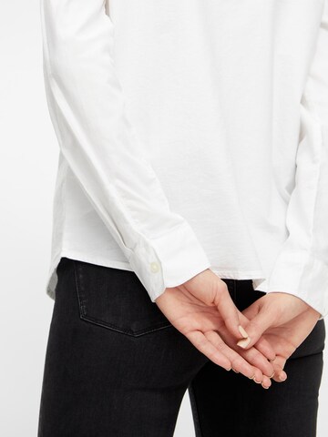 Camicia da donna 'Irena' di PIECES in bianco