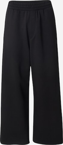 WEEKDAY Loosefit Housut värissä musta: etupuoli