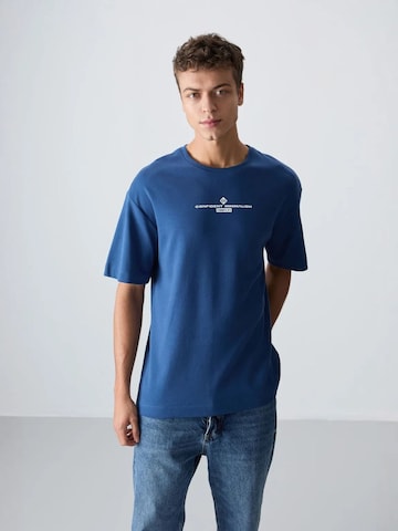 Tommy Life Shirt in Blue: front