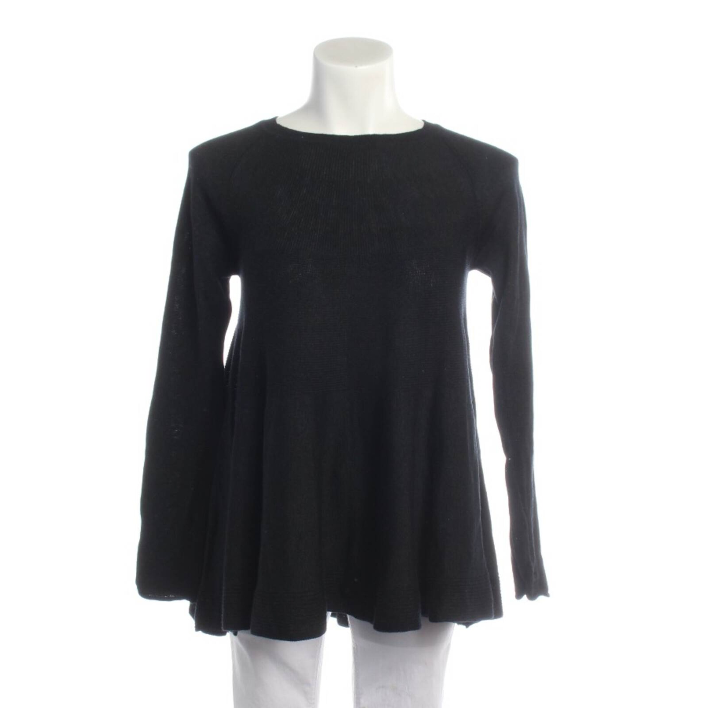 Odeeh Sweater & Cardigan in S in Grey: front