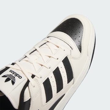 Baskets basses 'Forum' ADIDAS ORIGINALS en beige