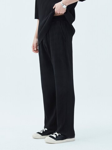 VAMOS CLO Loose fit Pants in Black