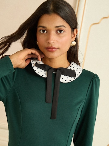 love & roses Mekko värissä vihreä