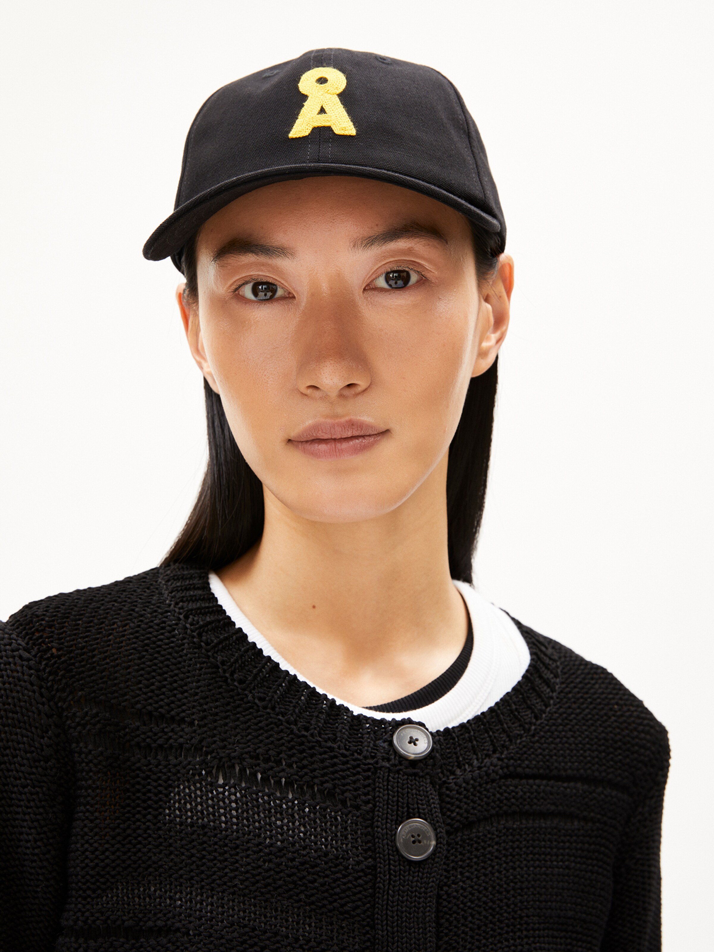 ARMEDANGELS Cap ICONIC Å YENAAS in Schwarz: Vorderseite