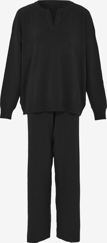 BLONDA Sweatsuit in Black: front