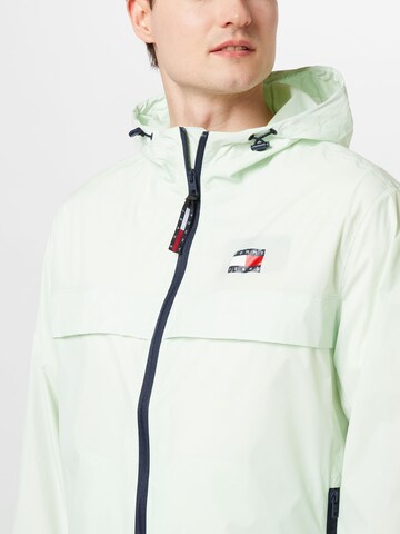 Tommy Jeans Between-season jacket 'CHICAGO' in Green