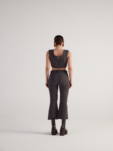HOLLY LOLLY Flared Hose in Schwarz