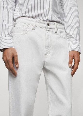 MANGO MAN Tapered Jeans in Weiß