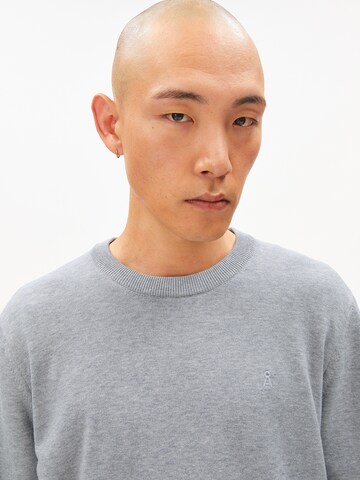 ARMEDANGELS Neulepaita 'LOUKAA' värissä harmaa