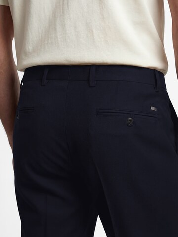 bugatti Tapered Pleat-Front Pants in Blue