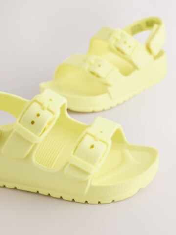 Next Открытая обувь в Желтый