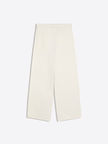 Bershka Wide Leg Jeans in Beige