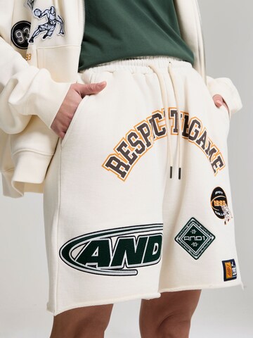 AND1 - regular Pantalón 'Respect The Game' en beige