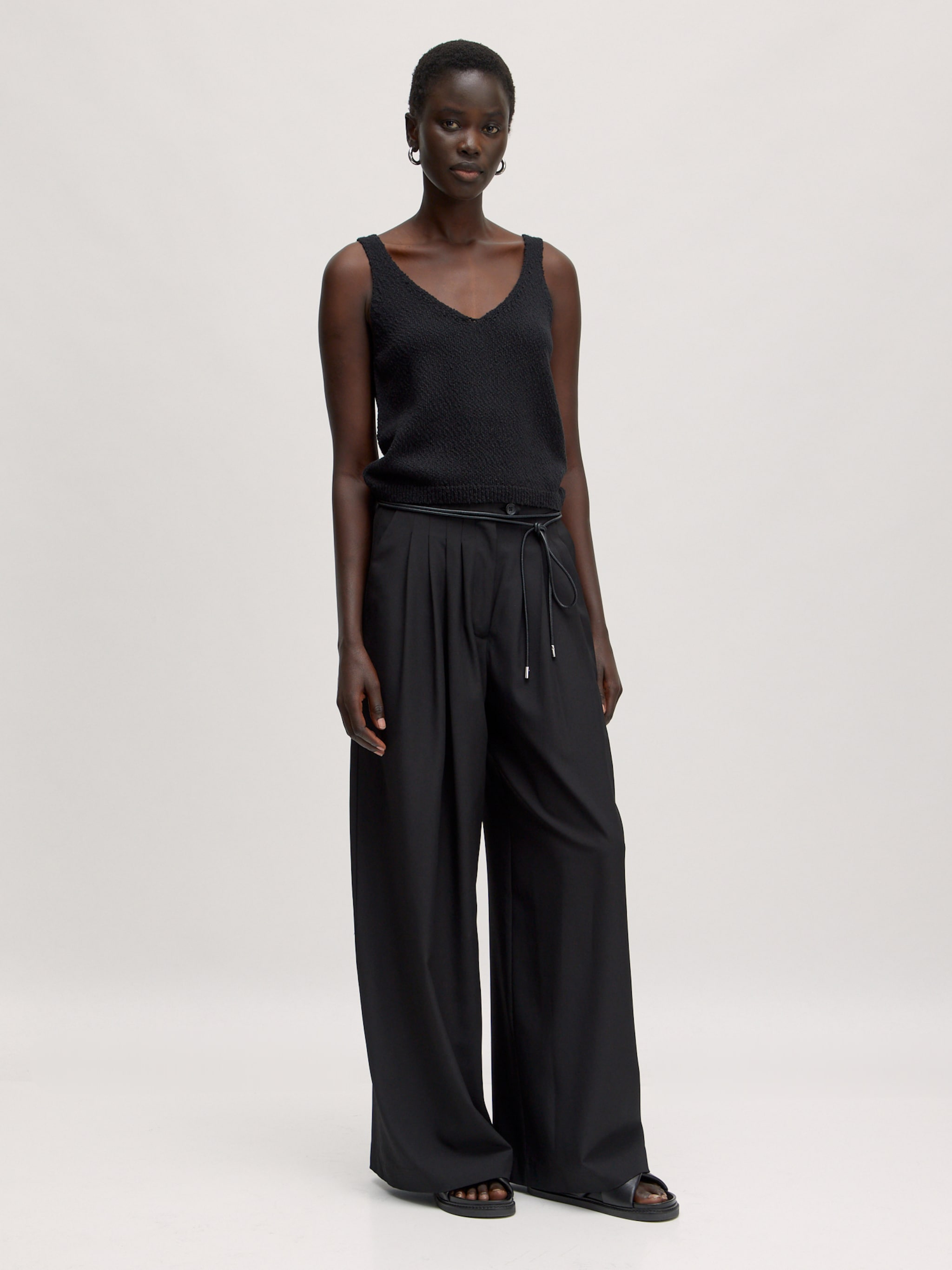 EDITED Produits Haut 'Sana' noir