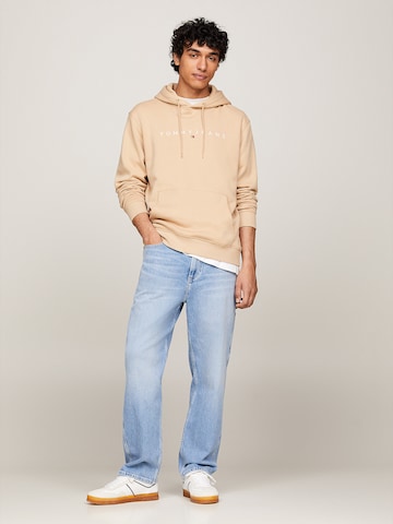 Tommy Jeans Sweatshirt in Brown