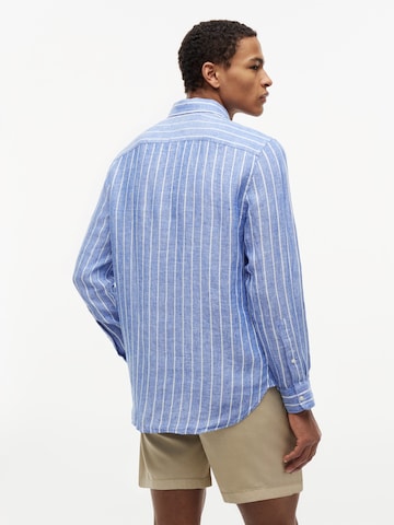 TOMMY HILFIGER Regular fit Button Up Shirt in Blue