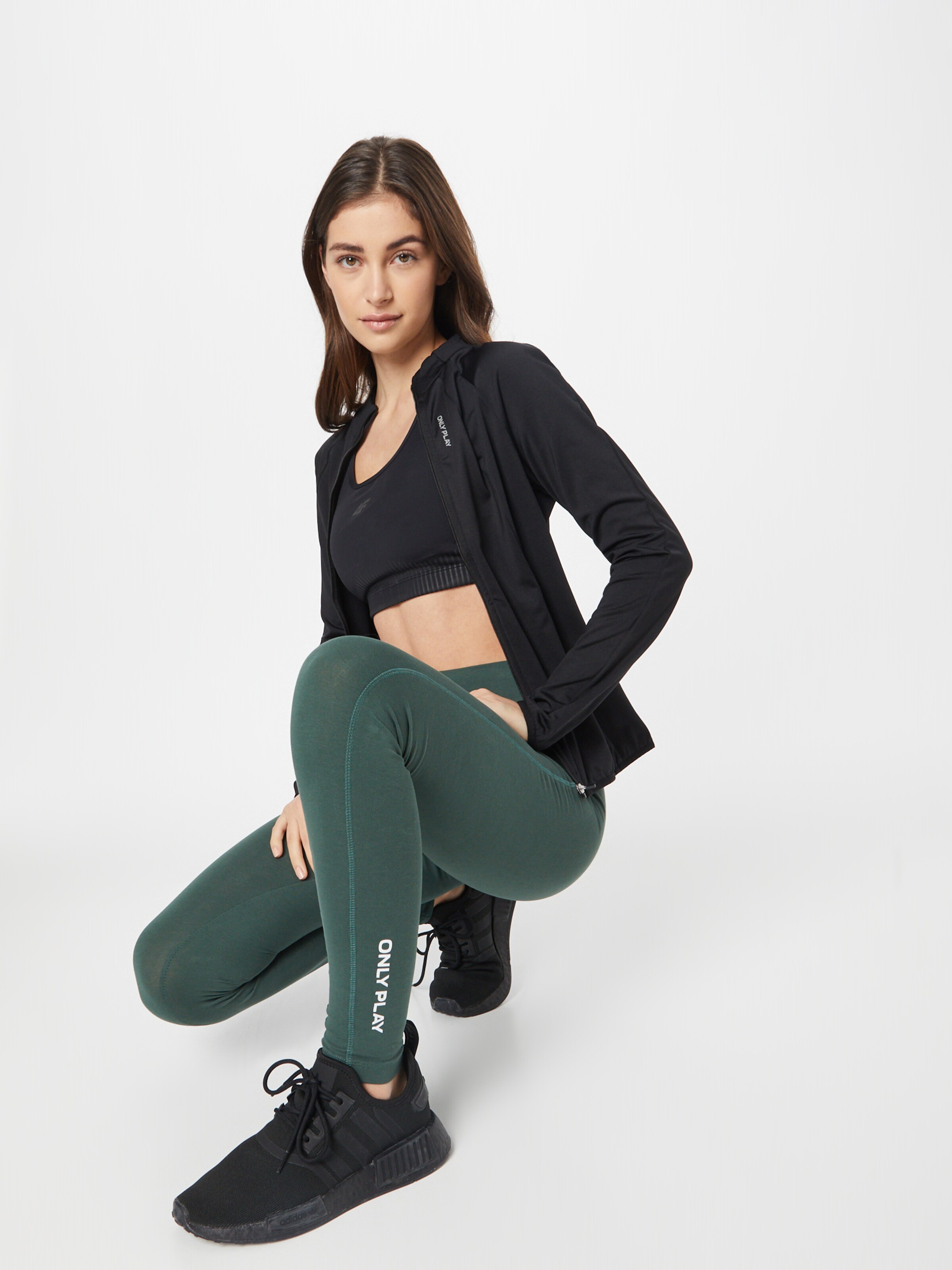 ONLY PLAY Sportbroek in Donkergroen | ABOUT YOU