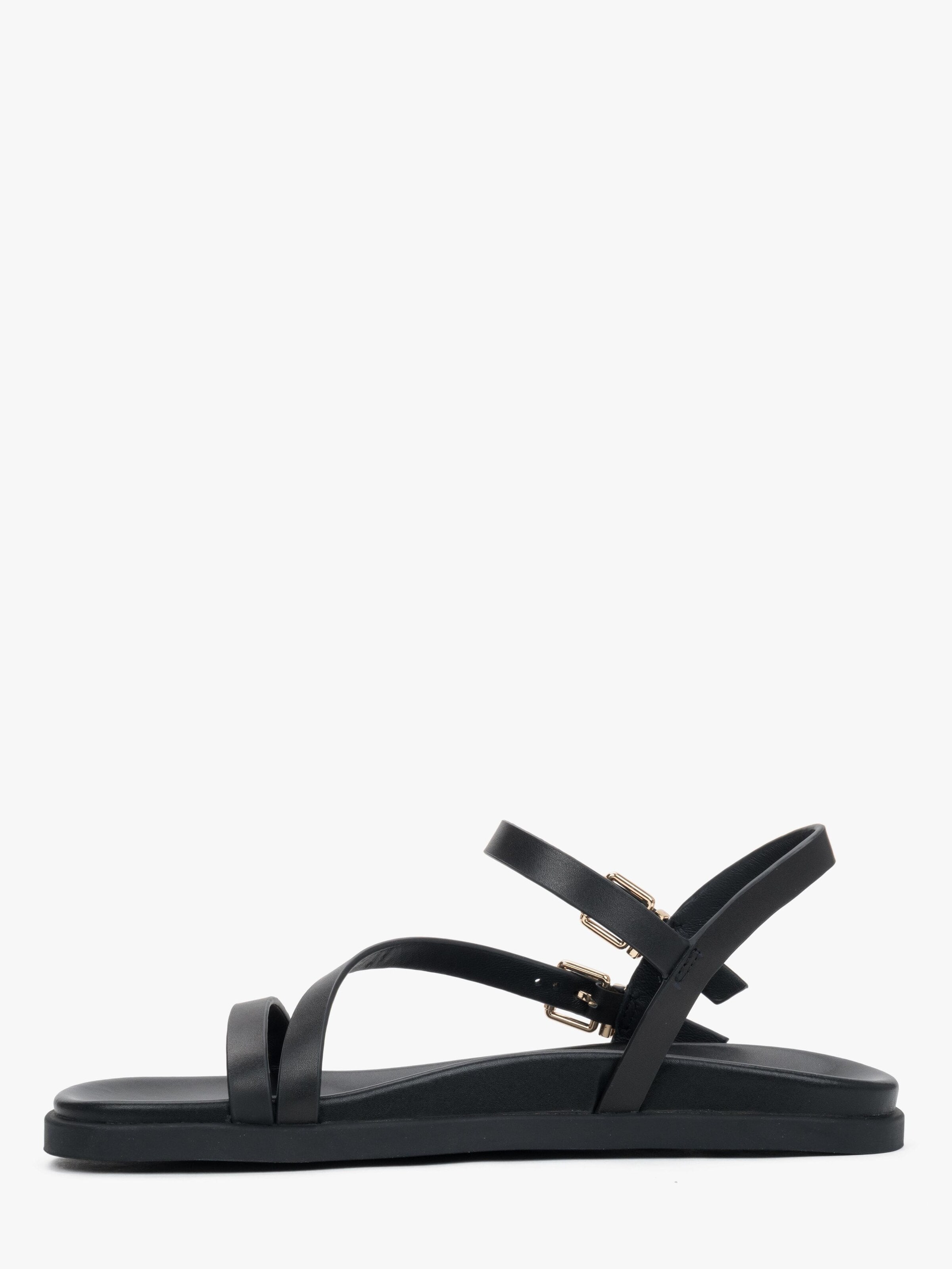 Estro Sandals '917-12-1' in Black