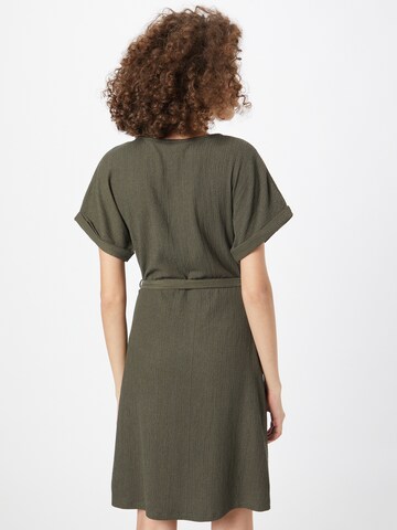 Robe 'Enie' ABOUT YOU en vert