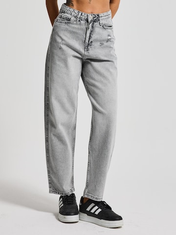 IT'S BASIC Loosefit Jeans 'June Relaxed Mid Rise Jeans' in Grijs: voorkant