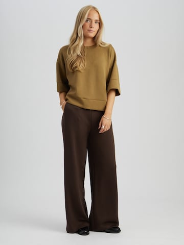 Peppercorn Wide Leg Hose 'Minnie' in Braun