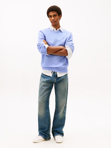 Pull-over 'ESS' Tommy Jeans en bleu