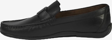 Desa - Zapatillas sin cordones 'Slip-Ons' en negro: frente