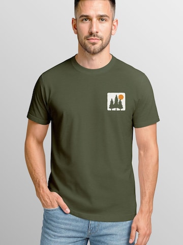 Neverless Shirt 'Pine Trees' in Grün: Vorderseite