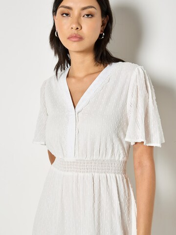 Apricot Dress ' ' in White