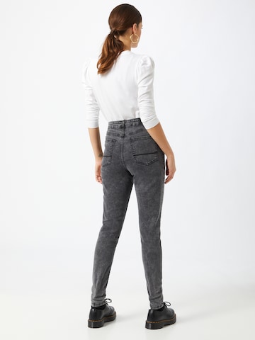 Urban Classics Skinny Jeans in Zwart