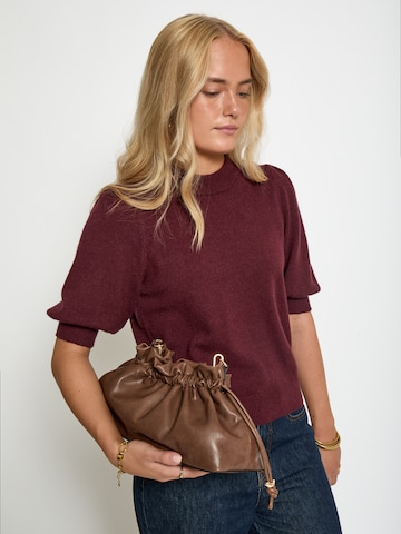 Top 'Charity' di DESIRES in rosso