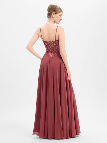 Robe de soirée Luxuar Fashion en rouge