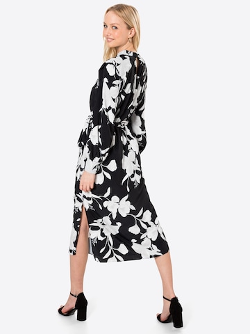 Rochie 'LEMMIE' de la River Island pe negru