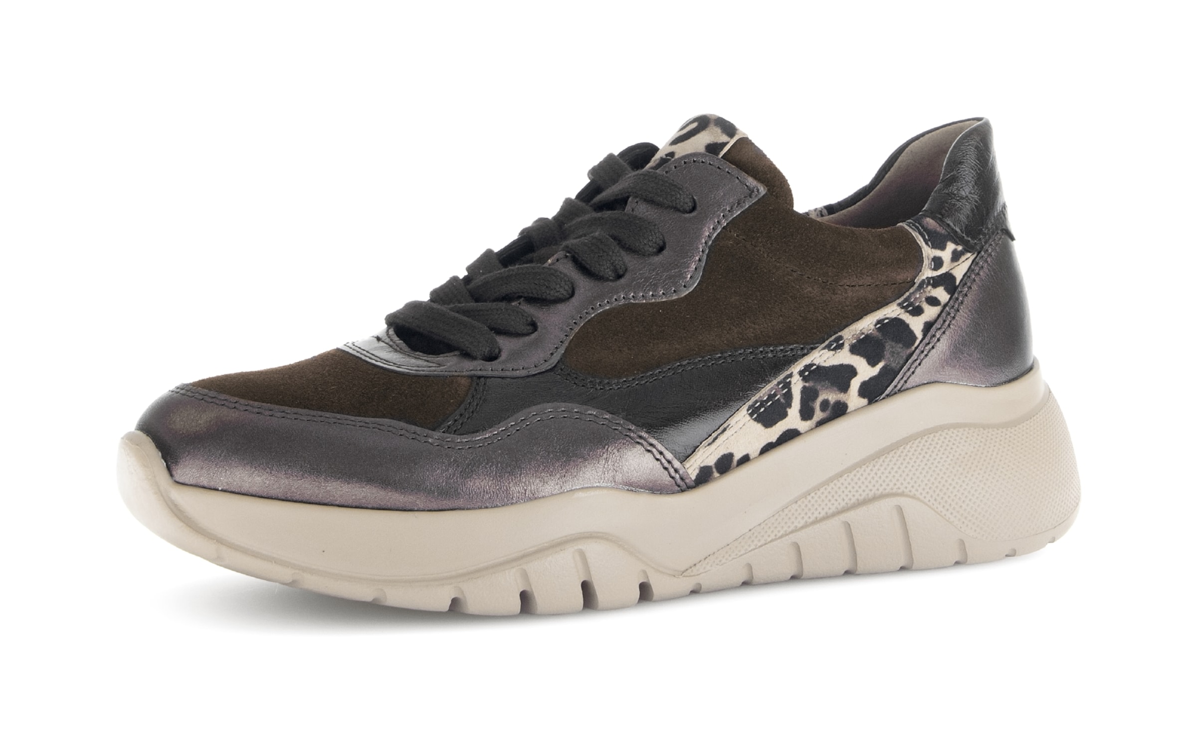 GABOR - Sapatilhas baixas em castanho: frente