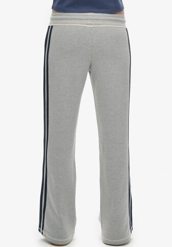 Superdry Regular Pants in Grey