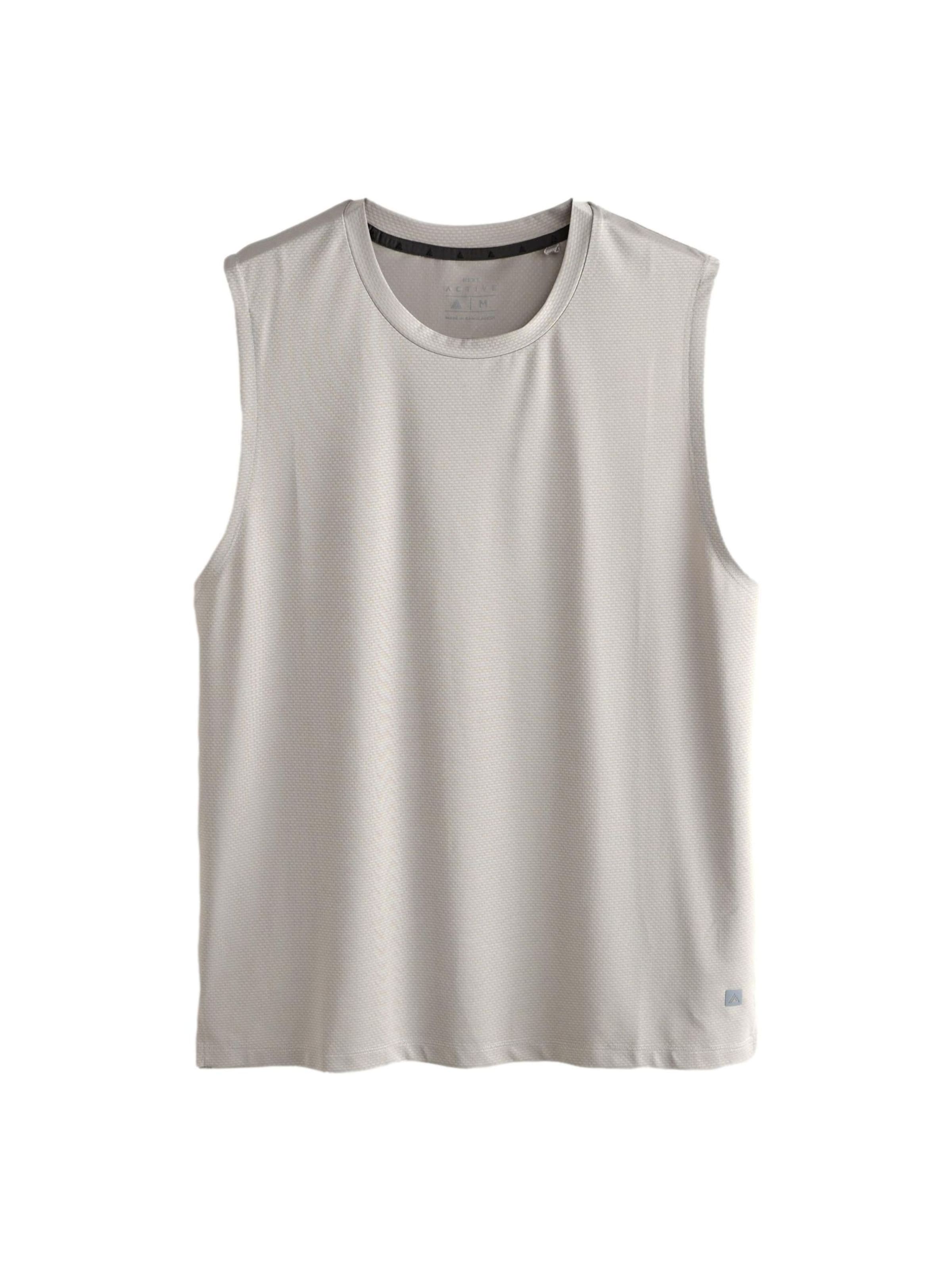 T-Shirt fonctionnel 'Active' Next en beige : devant
