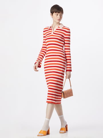 UNITED COLORS OF BENETTON Knitted dress in Red