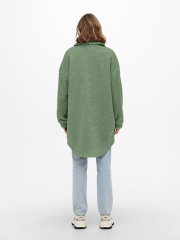 Manteau mi-saison 'Camilla' ONLY en vert