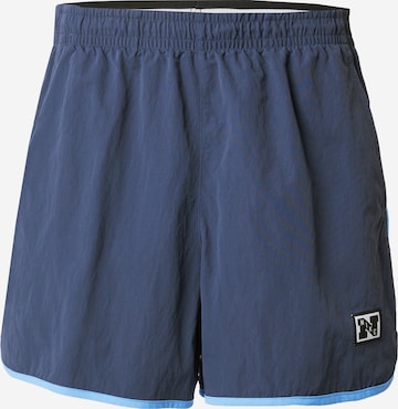 NIKEregular Sportske hlače 'HERITAGE' - plava boja: prednji dio