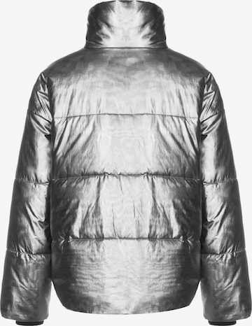 Calvin Klein Jeans Winter Jacket in Grey: front