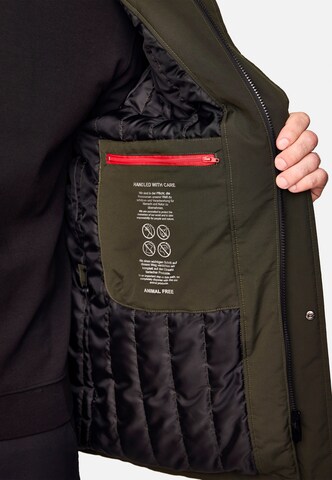 NEW CANADIAN Winter Parka in Green