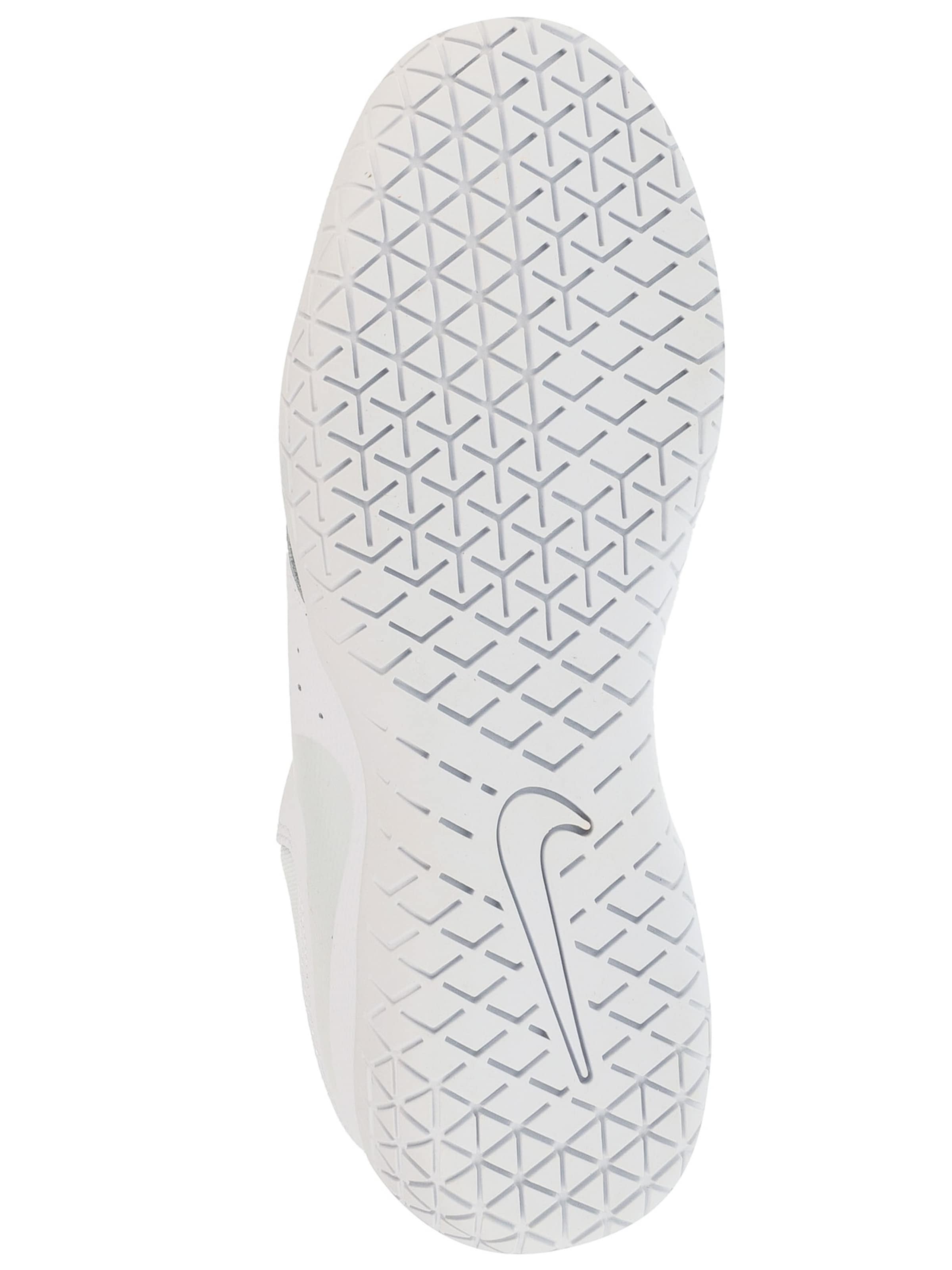 NIKE Sneakers 'Cheer Sideline IV' in White