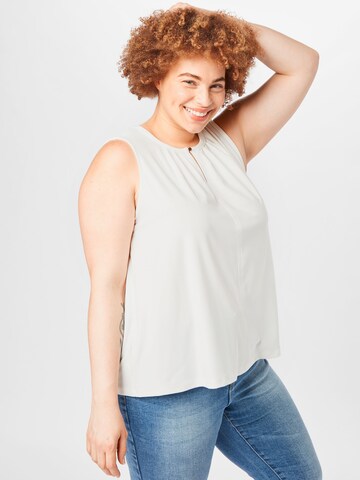 Vero Moda Curve Top 'MILLA' in Wit: voorkant