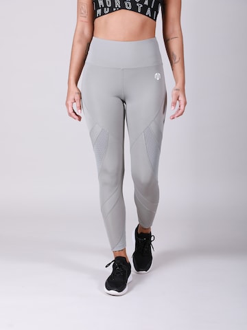 Skinny Pantalon de sport 'NAKA' MOROTAI en gris : devant