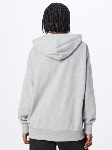 Sweat-shirt Rich & Royal en gris