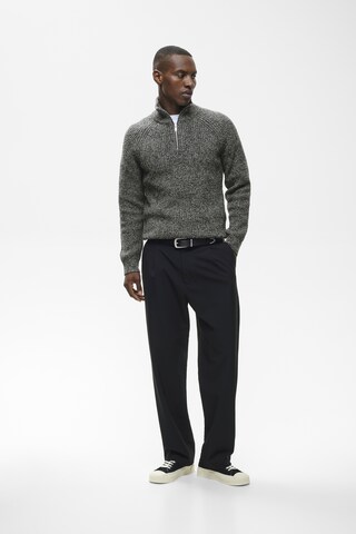 Matinique Sweter w kolorze szary
